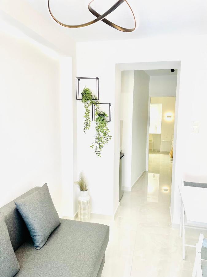 White Studio Preveza Luaran gambar
